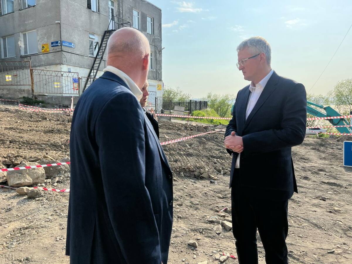 Владимир Солодов вместе с представителями Народного Фронта проинспектировали объекты в Петропавловске 